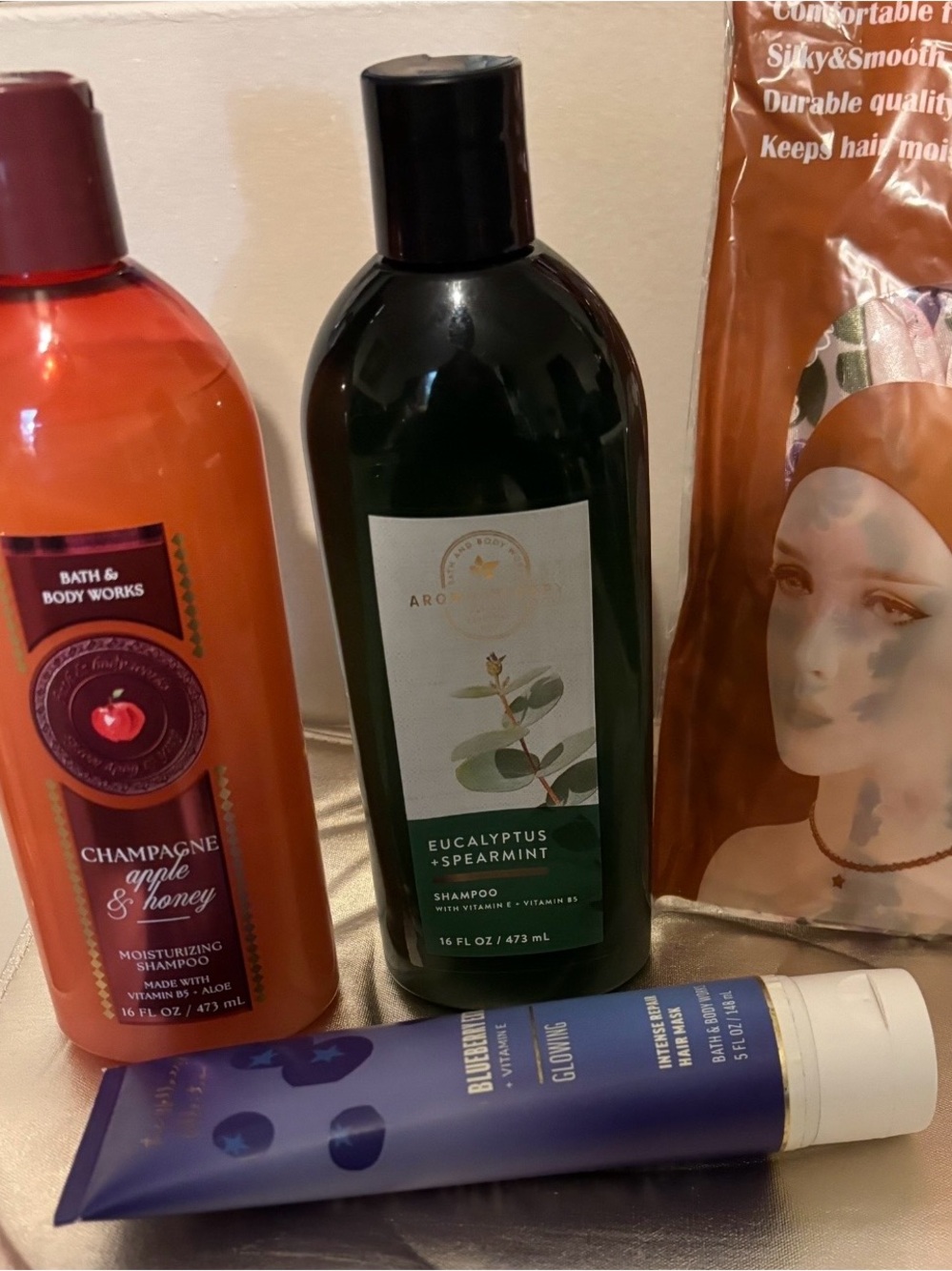 Bath & Body Works Champagne Apple & Honey -Eucalyptus & Spearmint Moist Shampoo - Picture 5 of 11